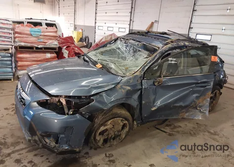 2022 Subaru Crosstrek Limited from USA, damaged, VIN JF2GTHMC9NH207165